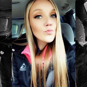 Meet your Posher, Shelby